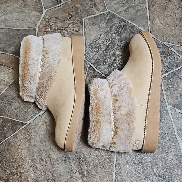New in Box Bebe Nayelli Fur Ankle Booties in Sand Sz 7 - Picture 7 of 14